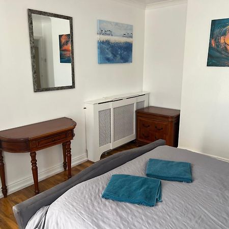Fantastic Villa Bournemouth - Spa, Parking, Garden Bagian luar foto