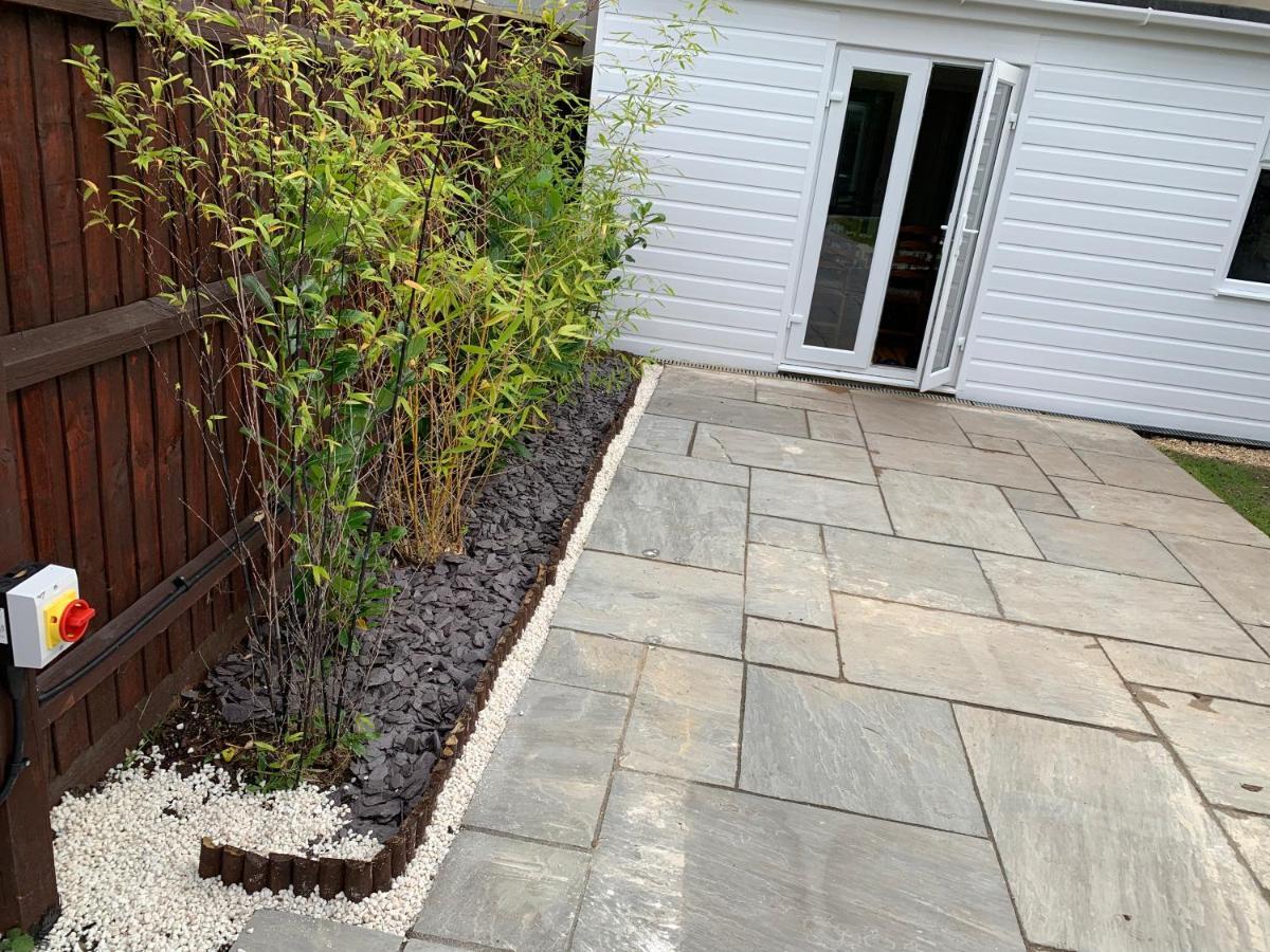 Fantastic Villa Bournemouth - Spa, Parking, Garden Bagian luar foto